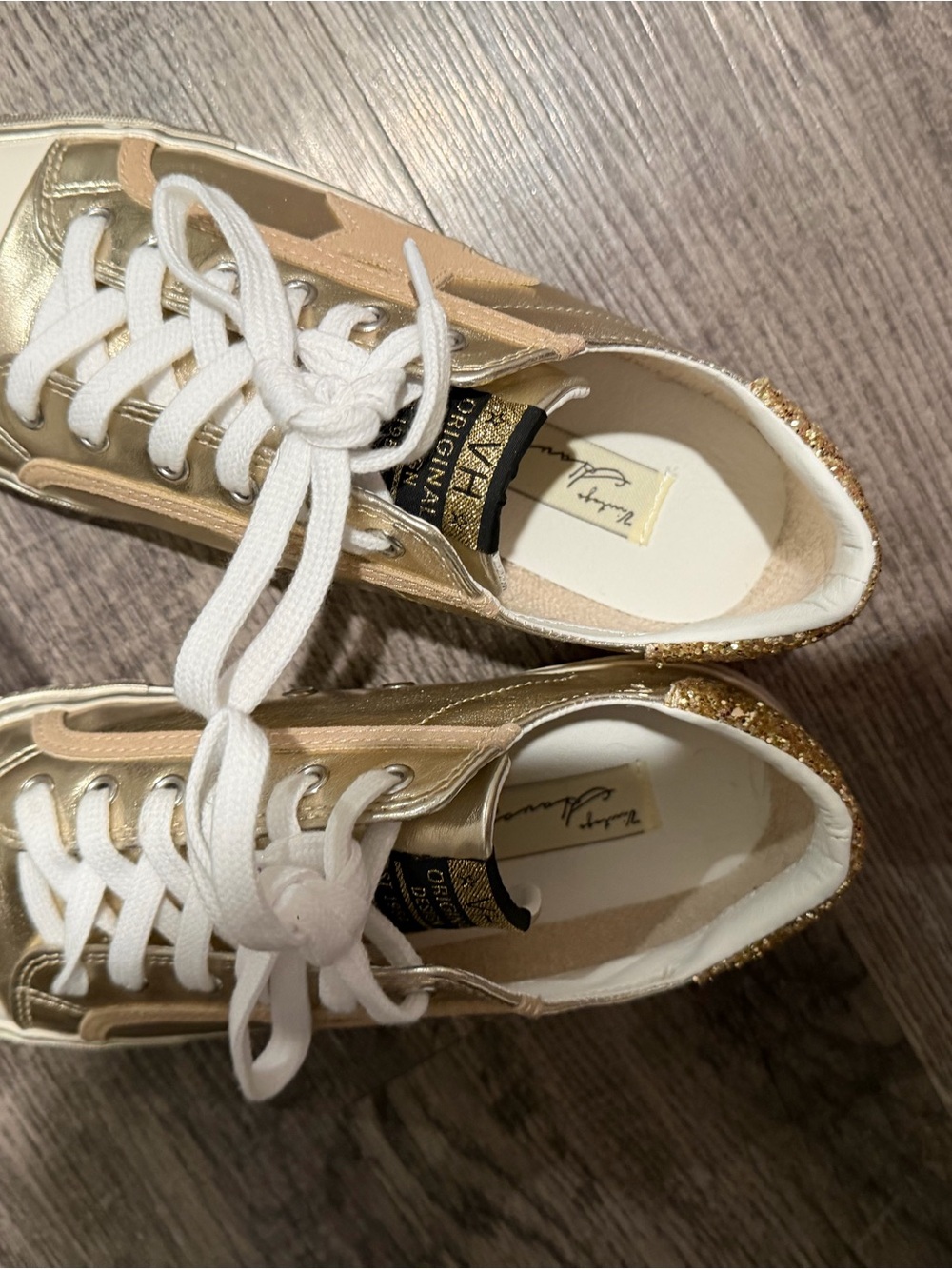 Vintage Havana Gold Metallic & White Low-Top Sneakers